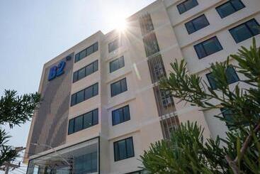 Otel B2 Korat Premier