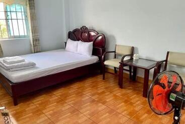 汽车旅馆 Nhà Nghỉ Thảo Ngân