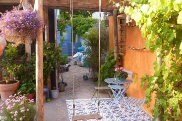 تختخواب و صبحانه In De Aap   Appartementen & Guesthouse