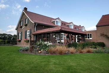 Bed & Breakfast Het Oude Nest