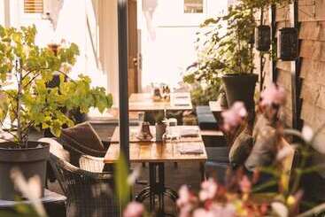 Grand Boutique Hotel Restaurant Huis Vermeer