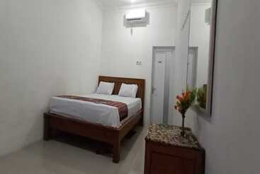 Hotel Oyo 93963 Homestay Kita Purworejo