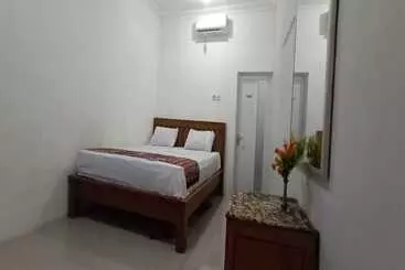 Hotelli Oyo 93963 Homestay Kita Purworejo