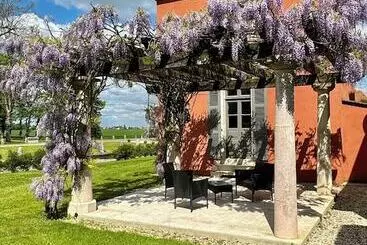 Majatalo Chateau De Quincey