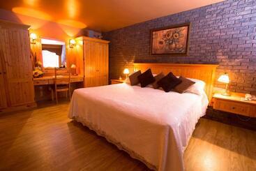 汽车旅馆  Travelodge By Wyndham Drummondville