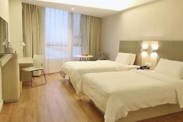 Hanting Hotel Changshu Shajiabang