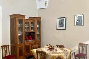 Nocleg ze śniadaniem Palazzo Prence