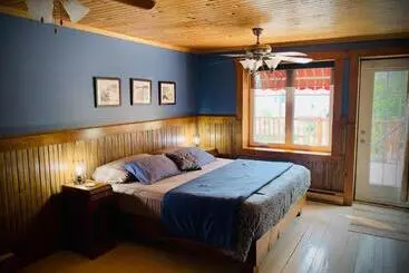 Bed and Breakfast Chalet & Gîte Capitainerie Du Passant