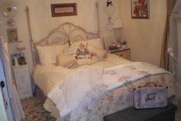 Bed and Breakfast Turtle Mountain Inn