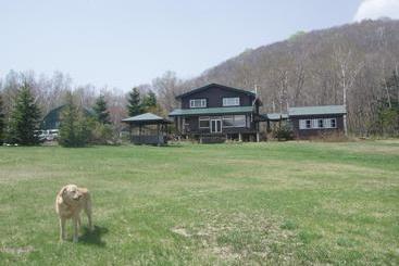 Bed and Breakfast Family Camp Hanafurari