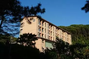 旅館 Marubun