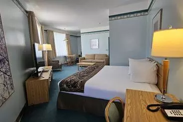The Cedars Inn Hotel & Convention Centre