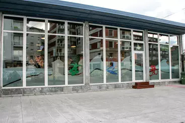 Mundaka Hostel & Sports Cafe