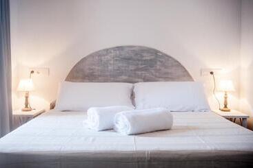 Cămin Hostal Bon Sol