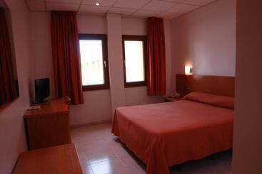 فندق Font Del Pla