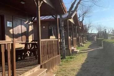 Rezidans Camping Gironella
