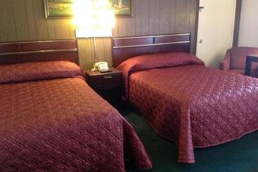 Heart Of Dillon Motel