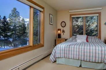 Отель Royal Tiger Lodge