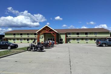 فندق على الطريق Country Inn Libby