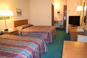 فندق على الطريق Country Inn Libby