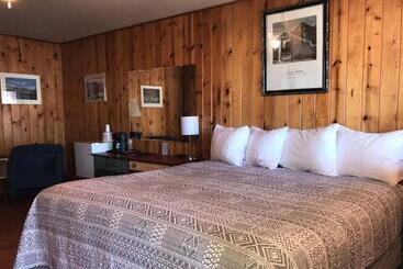 Мотель Elkhorn Lodge