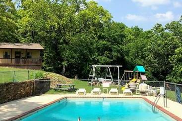 Mill Creek Resort On Table Rock Lake