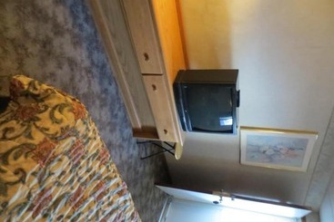 فندق على الطريق Mid Town Western Inn