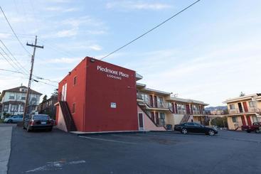 Motelli Piedmont Place