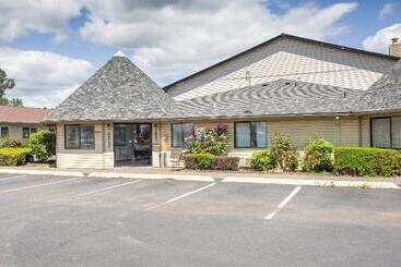 汽车旅馆  OYO Woodland Hotel and Suites