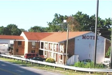Hotelli Executive Inn