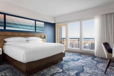 Курорт Delta Hotels By Marriott Virginia Beach Waterfront