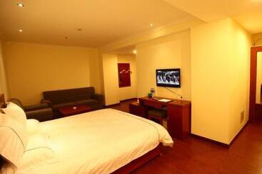酒店 Greentree Inn Shanxi Taiyuan Tongluo Bay Business