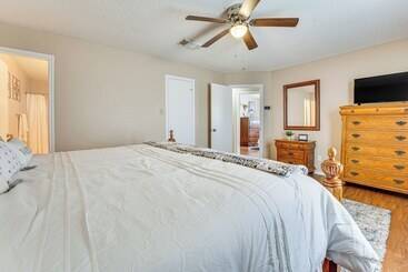 بيت ريفى Bright San Antonio Home < 13 Mi To Downtown!