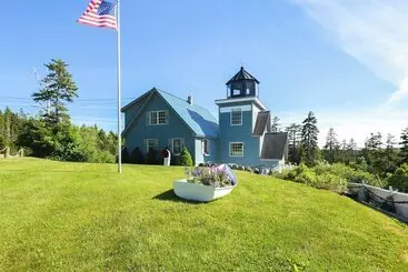 Mökkimajoitus 4 Mi To Acadia Trails: Coastal Maine Home W/ Deck