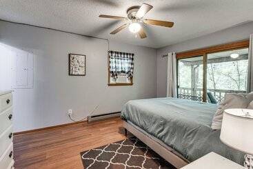 بيت ريفى Cozy Franklin Retreat W/ Deck   5 Mi To Downtown!