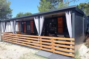 Mobile Home Mia