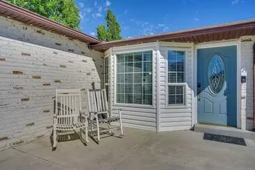 Mökkimajoitus Lakefront Utah Home W/ Private Beach, Dock & Canoe