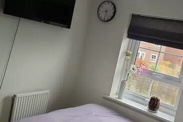 Residència Inviting 1 Bed House In Wolverhampton