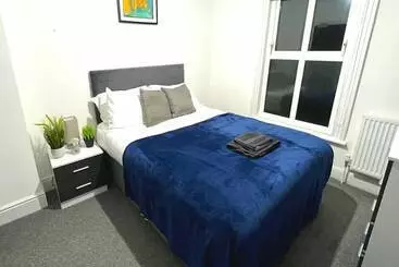 Huoneistohotelli Chantry Suites By Sa Stays