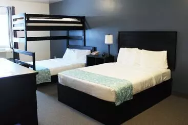 Hotel Roadhouse 52 Inn & Suites