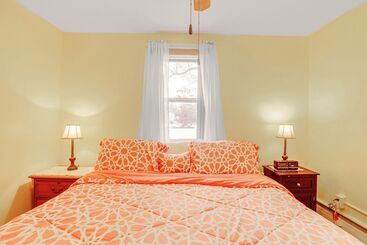 קוטג'' Ideally Located Villas Home: 2 Mi To Beaches!