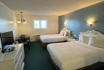 モーテル Webb S Year Round Resort