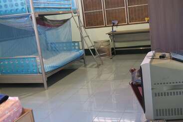 Cedarberg House Three Pagoda Pass   Hostel