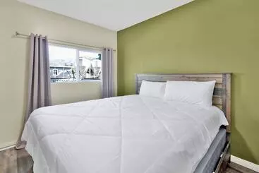 Mökkimajoitus The Farmhouse Experience #1900