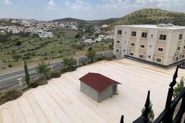 Huoneistohotelli شقق الخضراء رزدينت