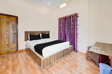 Hotel Spot On 82596 R2