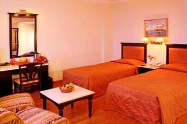 Hotel Pop 82603k Harbour View Residency