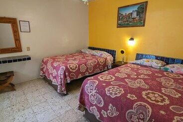 호텔 Posada Familiar Ivonne