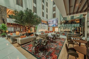 هتل Millennium Al Masar