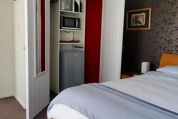 민박 A Stone S Throw To Oamaru Central